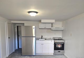 7 Montgomery Street, Brentwood, NY 11717