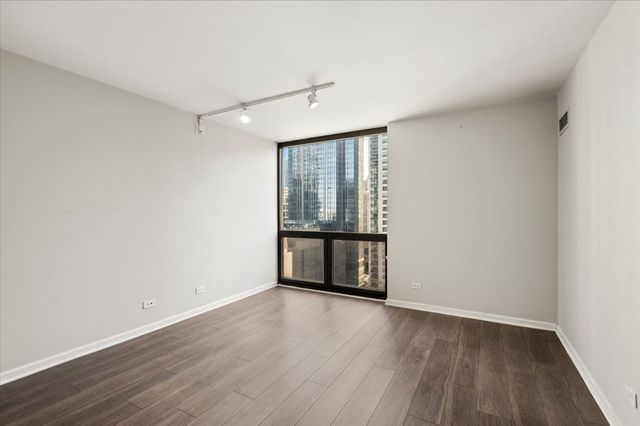 70 W Huron Street 1704, Chicago, IL 60654