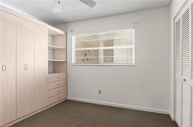 21 High Point CIR E 305, Naples, FL 34103