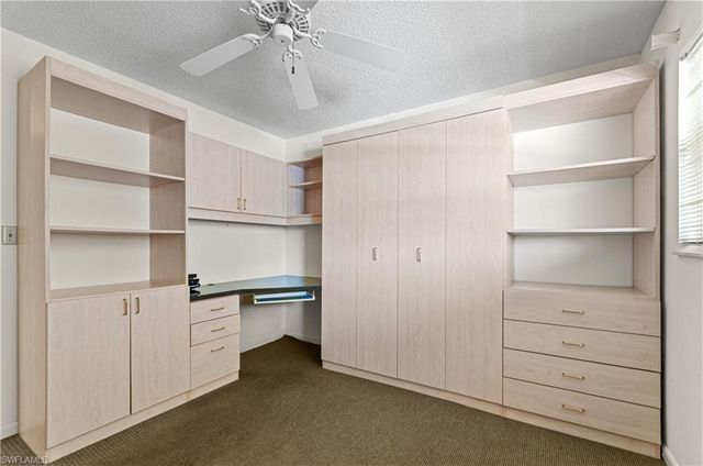 21 High Point CIR E 305, Naples, FL 34103
