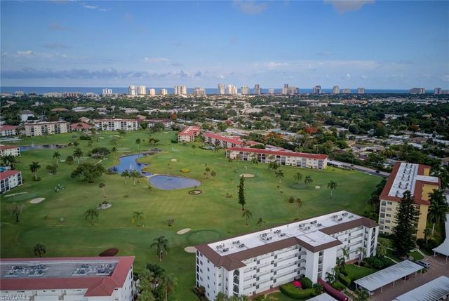 21 High Point CIR E 305, Naples, FL 34103