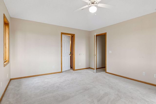 10173 Bridgewater Court, Woodbury, MN 55129