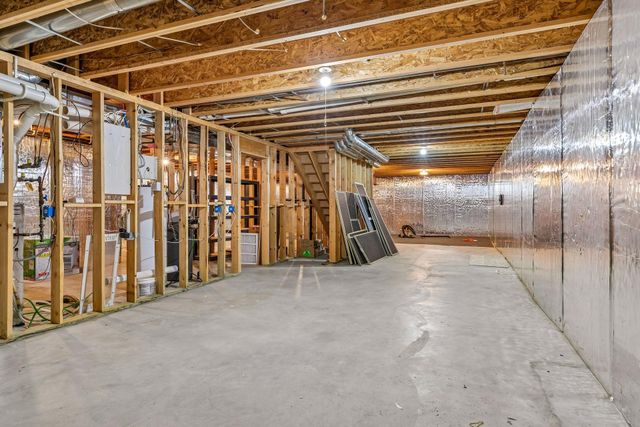 10173 Bridgewater Court, Woodbury, MN 55129