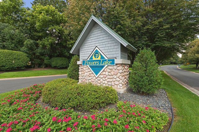 10173 Bridgewater Court, Woodbury, MN 55129