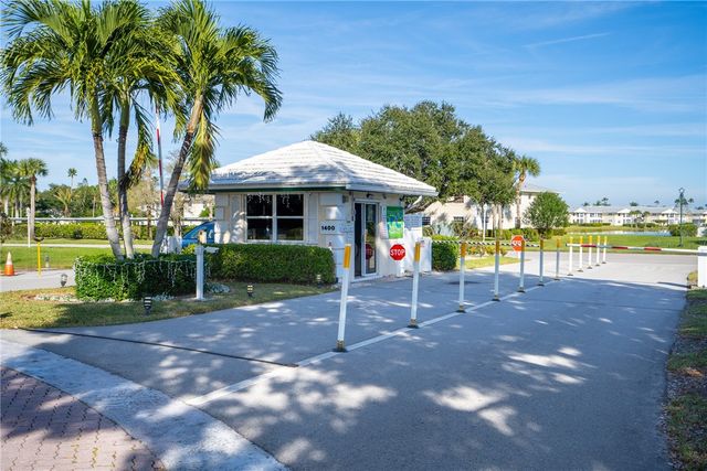 740 Lake Orchid Circle 103, Vero Beach, FL 32962