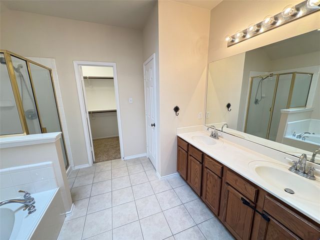 106 Constitution Drive, Euless, TX 76040