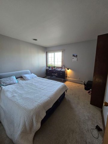 831 W Heritage Drive 2, Addison, IL 60101