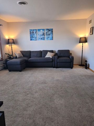 831 W Heritage Drive 2, Addison, IL 60101