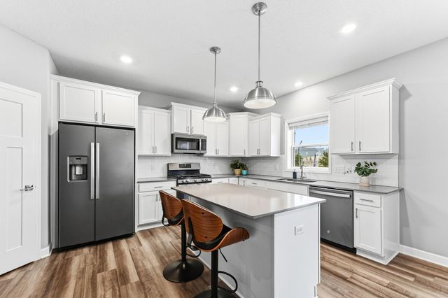 7385 203rd Street W, Lakeville, MN 55044