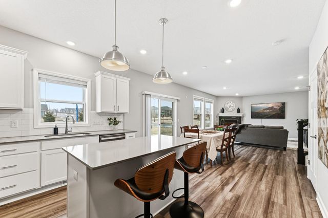 7385 203rd Street W, Lakeville, MN 55044