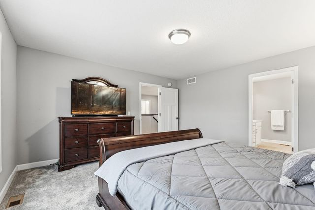 7385 203rd Street W, Lakeville, MN 55044