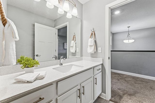 7385 203rd Street W, Lakeville, MN 55044