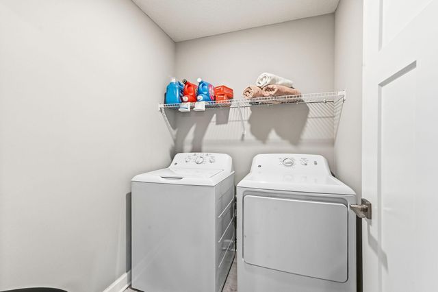 7385 203rd Street W, Lakeville, MN 55044