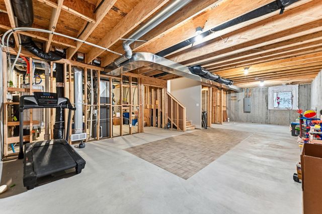 7385 203rd Street W, Lakeville, MN 55044