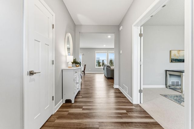 7385 203rd Street W, Lakeville, MN 55044