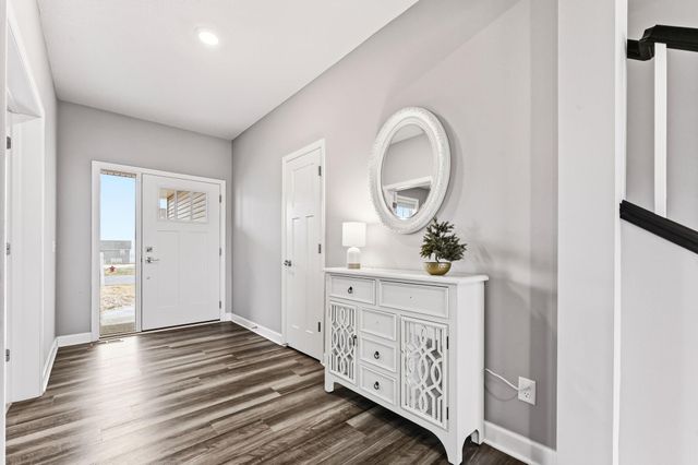 7385 203rd Street W, Lakeville, MN 55044