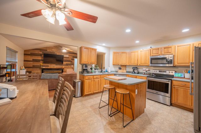 1707 ALASKA CT, Columbia, MO 65202