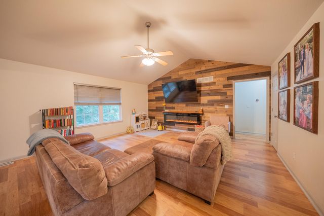 1707 ALASKA CT, Columbia, MO 65202