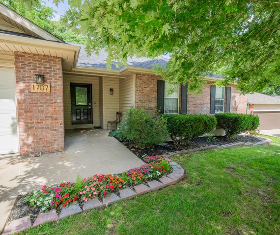 1707 ALASKA CT, Columbia, MO 65202