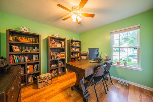 1707 ALASKA CT, Columbia, MO 65202