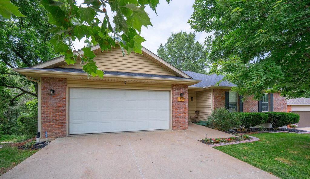 1707 ALASKA CT, Columbia, MO 65202