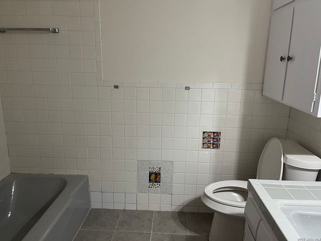 425 Driftwind, Windcrest, TX 78239