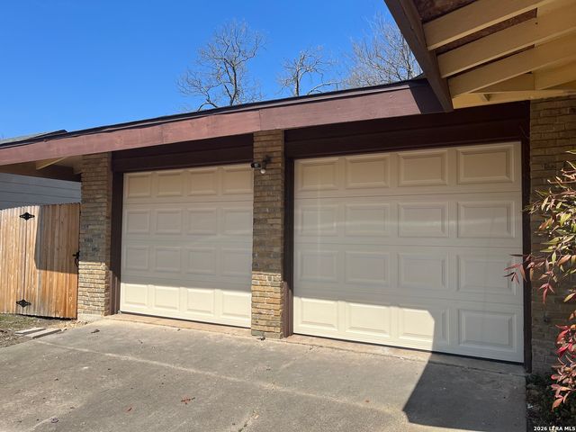 425 Driftwind, Windcrest, TX 78239