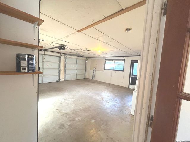 425 Driftwind, Windcrest, TX 78239