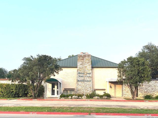 425 Driftwind, Windcrest, TX 78239
