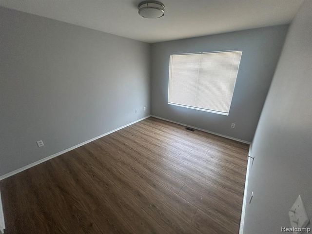 23312 Cornerstone Village Drive, Southfield, MI 48075
