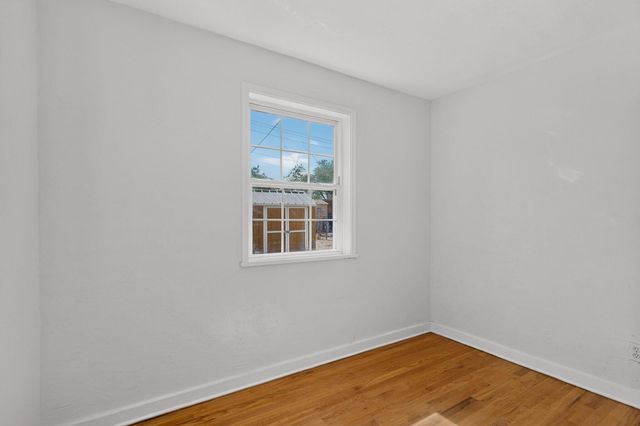 423 Alcazar Street NE, Albuquerque, NM 87108