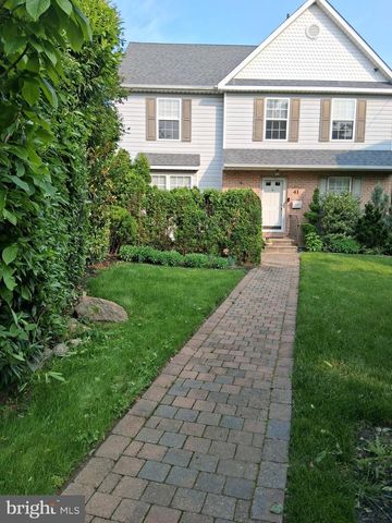 41 W HILLCREST AVENUE, Havertown, PA 19083