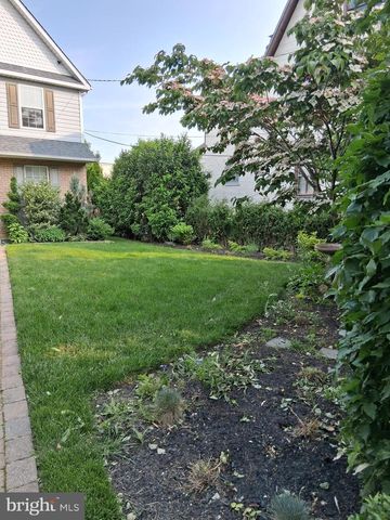 41 W HILLCREST AVENUE, Havertown, PA 19083
