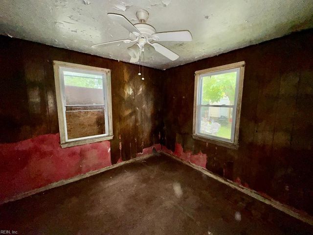 1152 22nd ST, Newport News, VA 23607