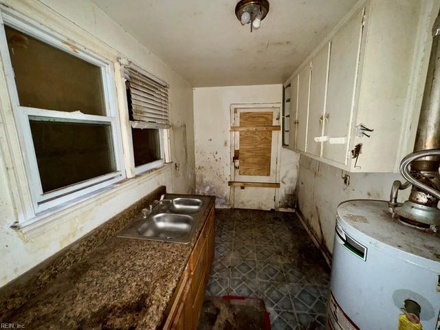 1152 22nd ST, Newport News, VA 23607
