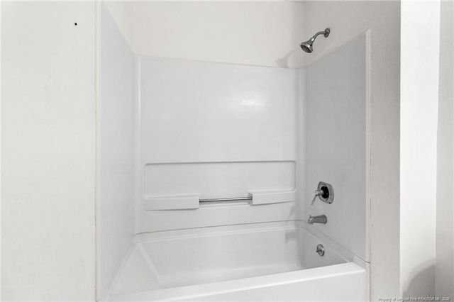 5008 Shimmer Drive, Fayetteville, NC 28304