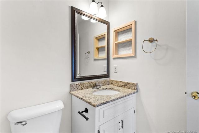 5008 Shimmer Drive, Fayetteville, NC 28304