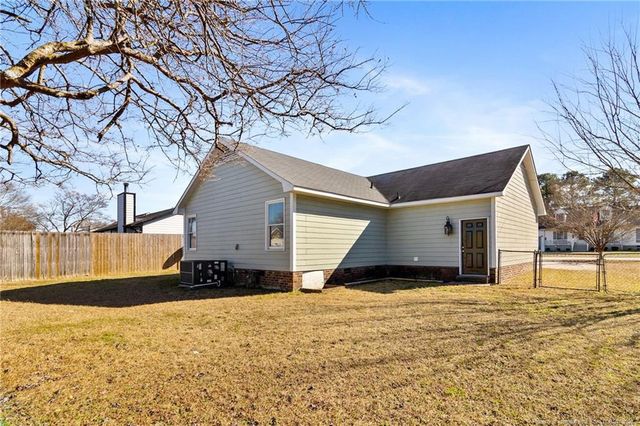 5008 Shimmer Drive, Fayetteville, NC 28304