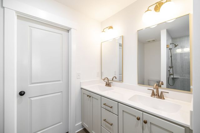 2106 Rylee Way, Greenbrier, TN 37073