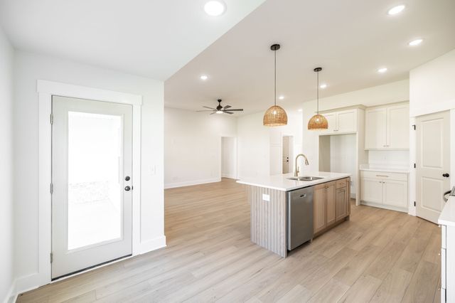 2106 Rylee Way, Greenbrier, TN 37073