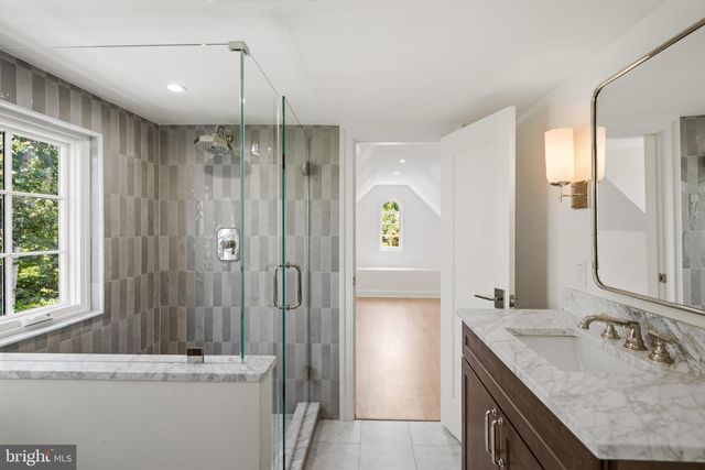 2900 GLOVER DR NW, Washington, DC 20016