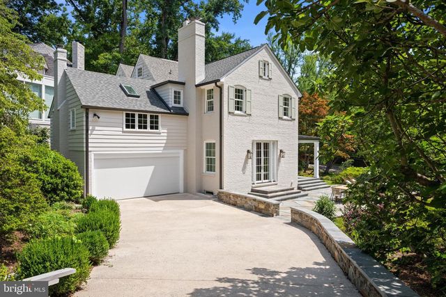 2900 GLOVER DR NW, Washington, DC 20016