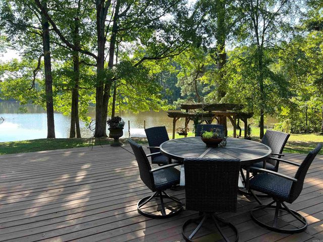 190 Peregrine Drive, Pine Bluff, AR 71603