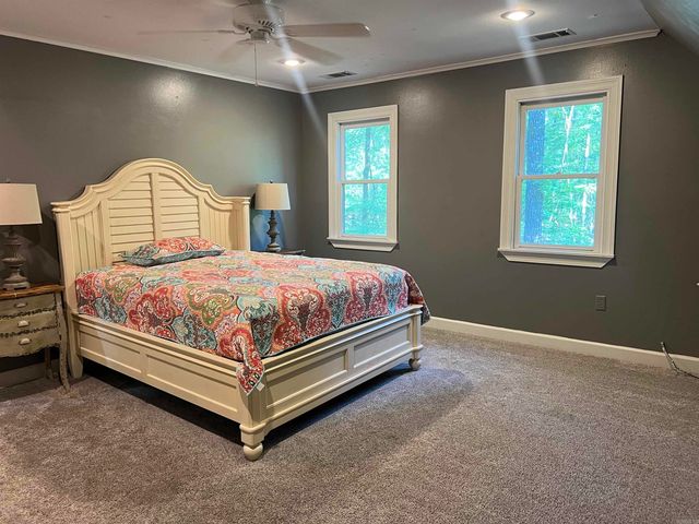 190 Peregrine Drive, Pine Bluff, AR 71603