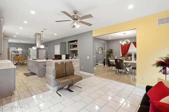 40 Gunning River Road, Barnegat, NJ 08005