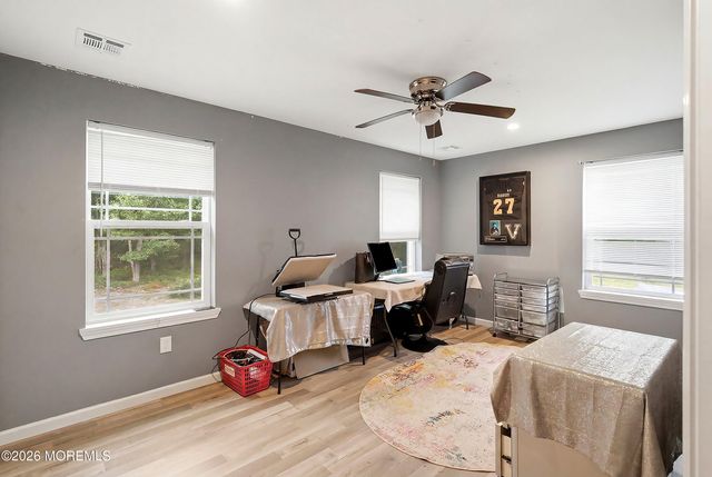 40 Gunning River Road, Barnegat, NJ 08005