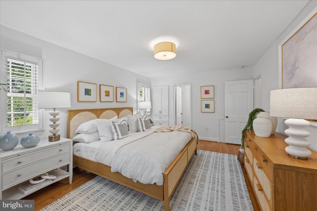 5106 DUVALL DR, Bethesda, MD 20816