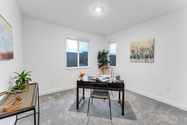 3912 Azul Way, Sacramento, CA 95835