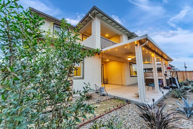 3912 Azul Way, Sacramento, CA 95835