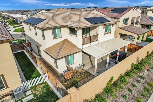 3912 Azul Way, Sacramento, CA 95835